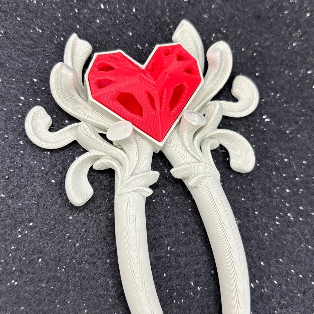 3D Printed Ornate Heart Hair Stick– Red Heart Gothic Floral Design - Picture 6 of 7